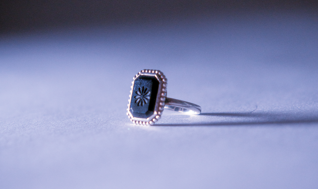 Tiffany Ziegfeld Daisy Onyx Ring