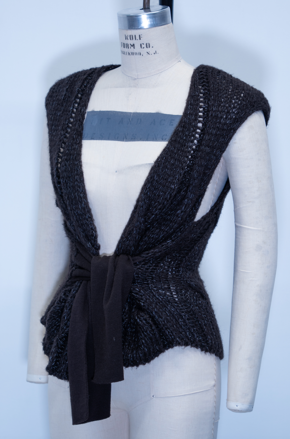 Sarah Pacini Tie Front Knit Top