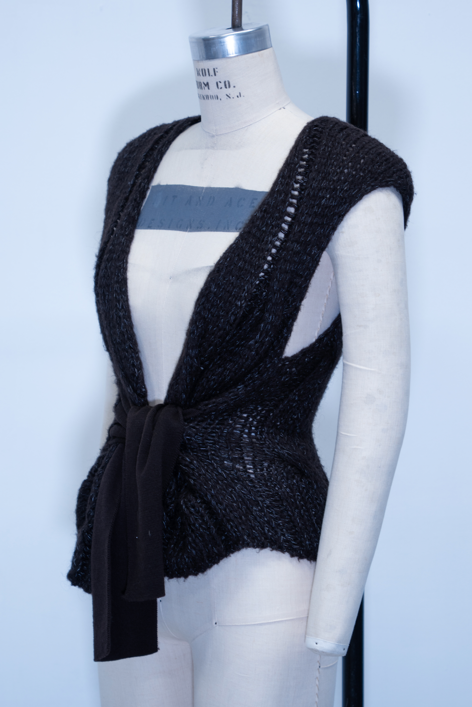 Sarah Pacini Tie Front Knit Top