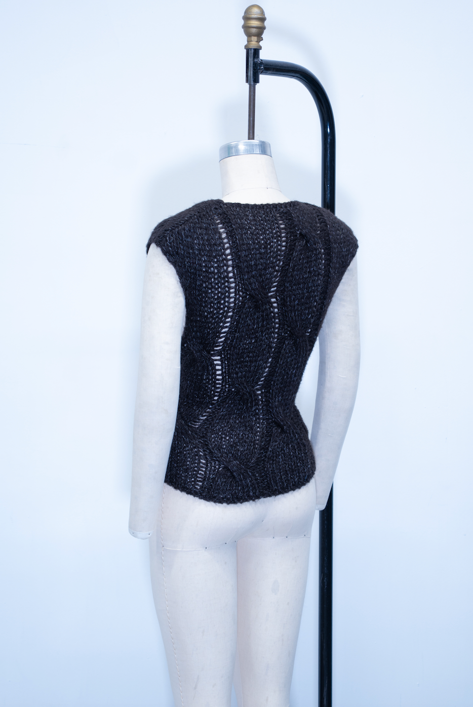 Sarah Pacini Tie Front Knit Top